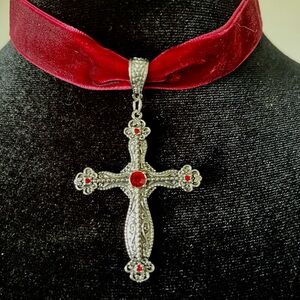 New Widow Blood Red Velvet Choker Necklace Silver Cross Pendant Rhinestones Goth